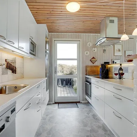 Nashota - 700m From The Sea By Interhome Feriehus *