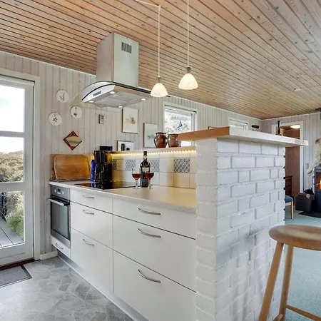 Nashota - 700m From The Sea By Interhome *