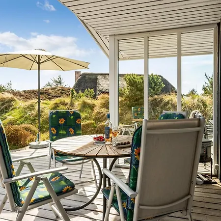 Nashota - 700m From The Sea By Interhome *