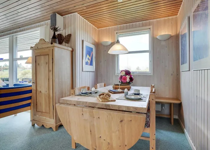 Holiday home Nashota - 700m From The Sea By Interhome *